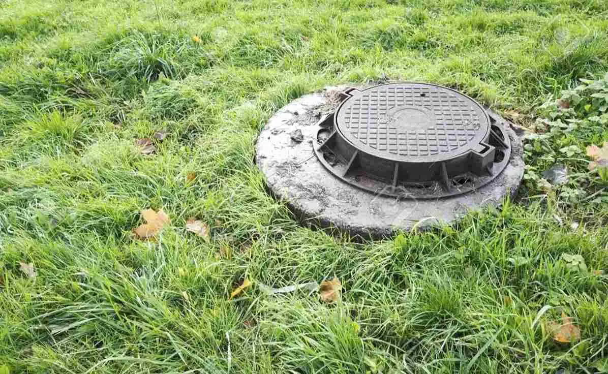 Ways to Hide Sewer Cover in the Yard